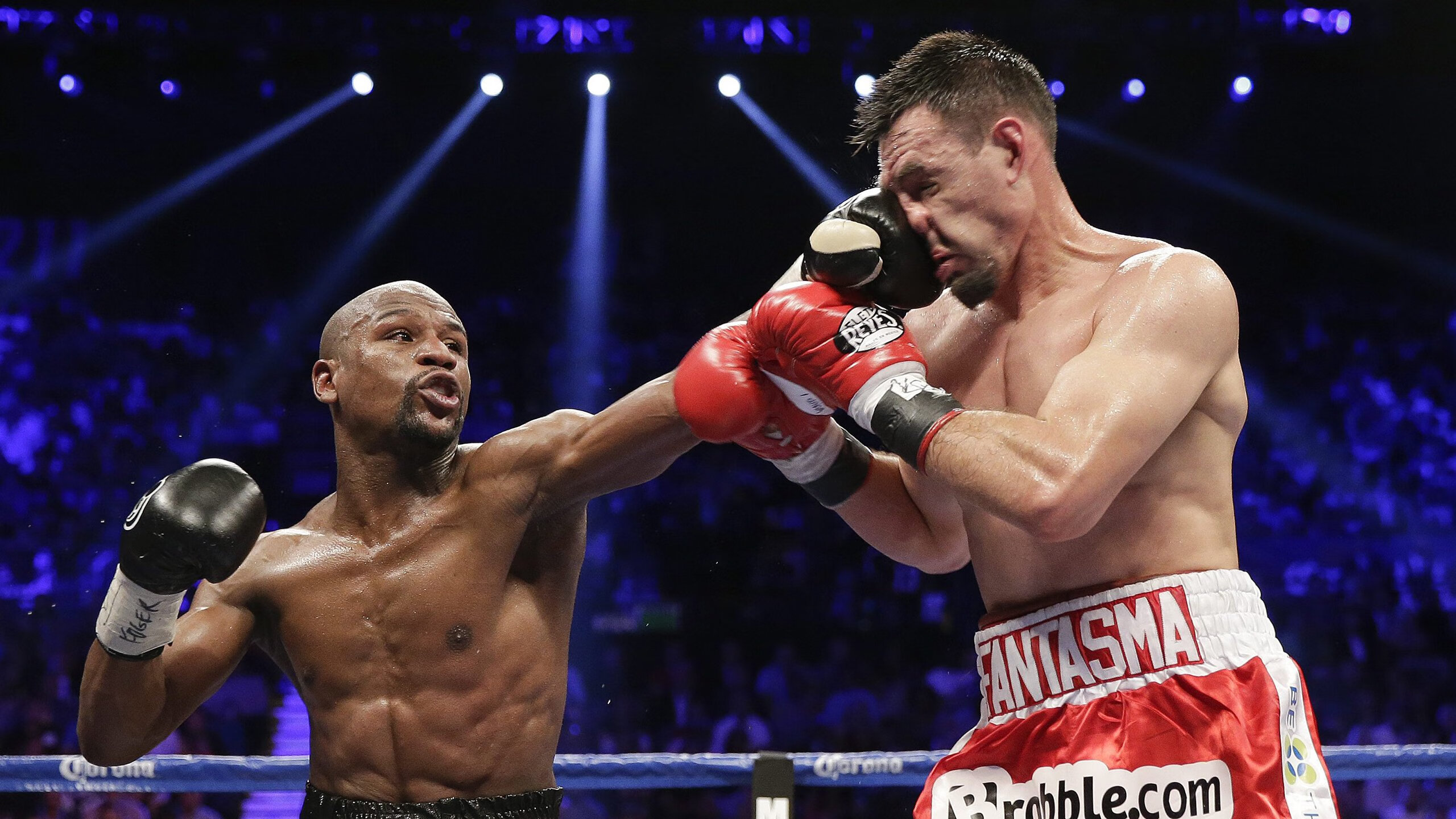 湖人中锋恢复状态出战 精彩表现令人期待，湖人中锋正式离队