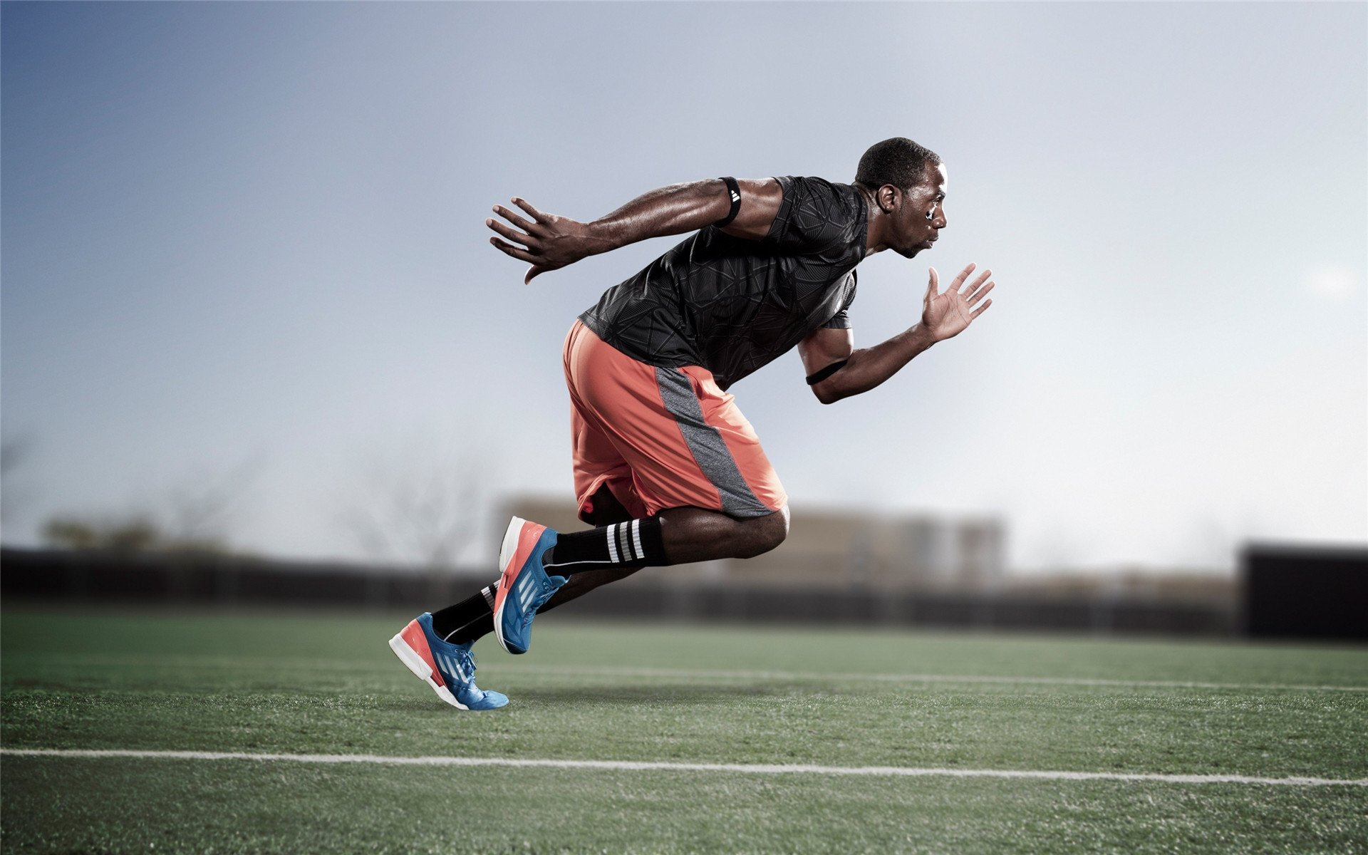 巴萨控球率高达75%，逐步蚕食对手防线，巴萨传控进球